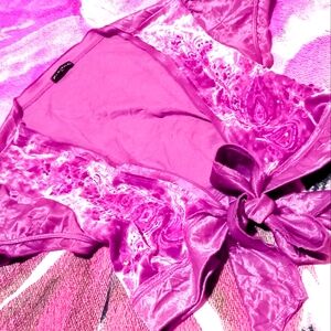 Fang M. Velvet Shrug